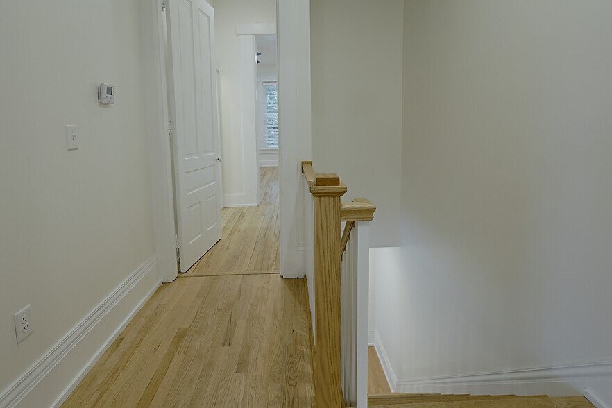 More Photos Of 26 N Short St, Troy Office For Lease
