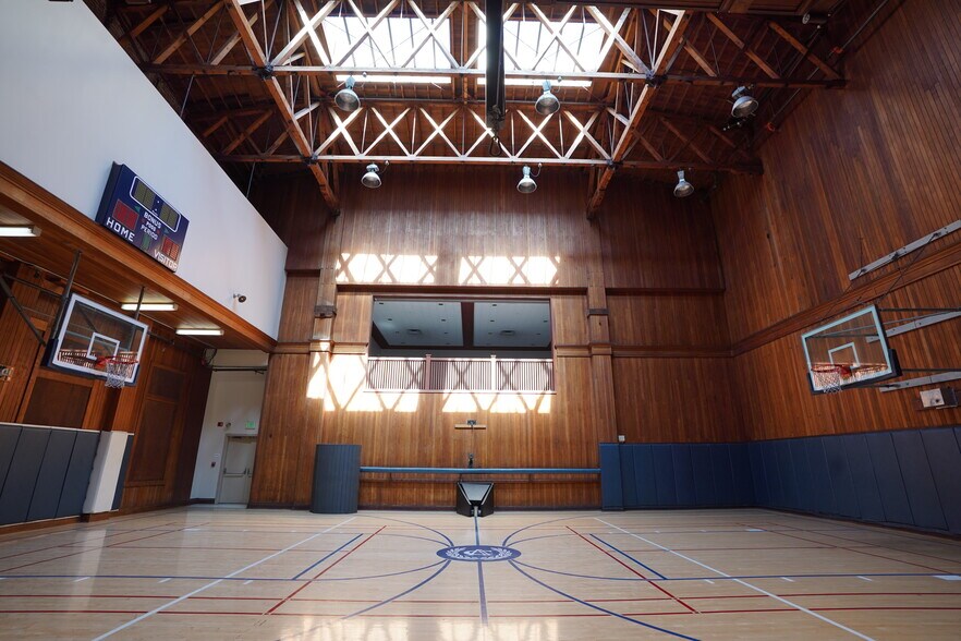 More Photos Of 1142 Van Ness Ave, San Francisco Lodge Meeting Hall For Sale