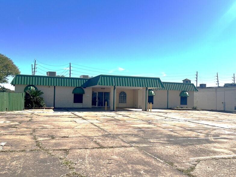 Primary Photo Of 12331 Murphy Rd, Stafford Daycare Center For Lease