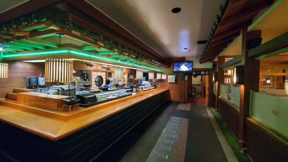 More Photos Of 39888 Balentine Dr, Newark Restaurant For Sale