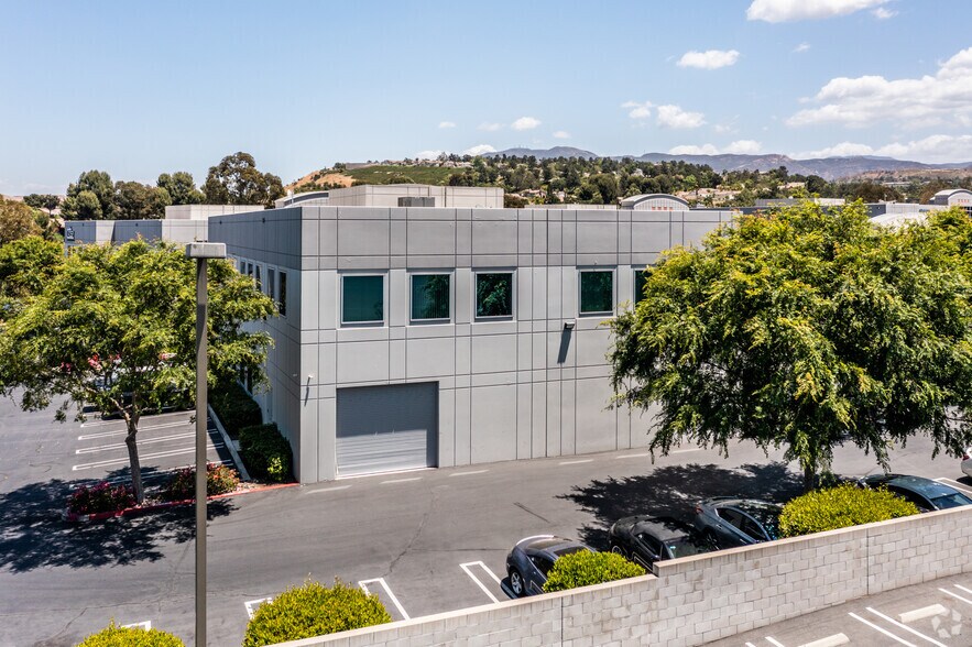 More Photos Of 8175 E Kaiser Blvd, Anaheim Coworking Space