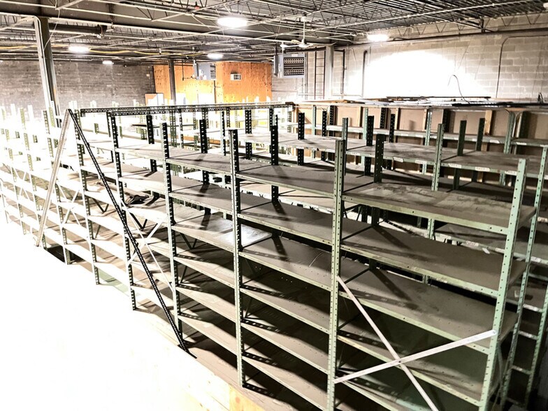 More Photos Of 270 E 167th St, Harvey Warehouse For Lease