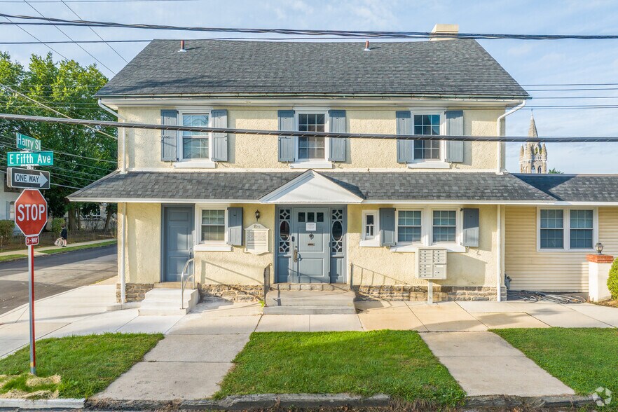 More Photos Of 21 E 5th Ave, Conshohocken Office For Lease