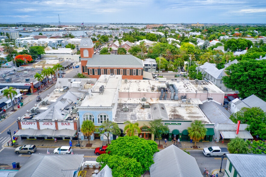 More Photos Of 211 Duval St, Key West General Retail For Lease