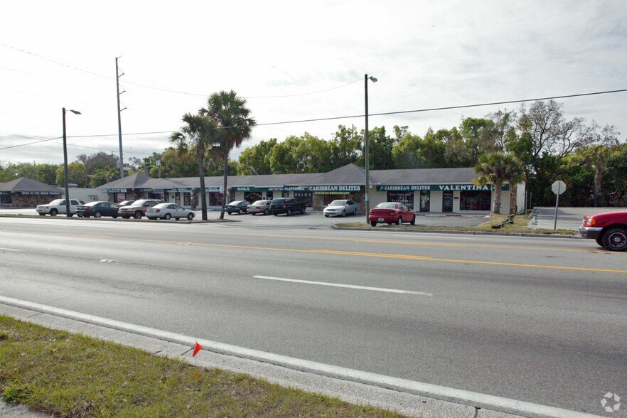 More Photos Of 2102-2118 W Busch Blvd, Tampa Storefront Retail Office For Lease