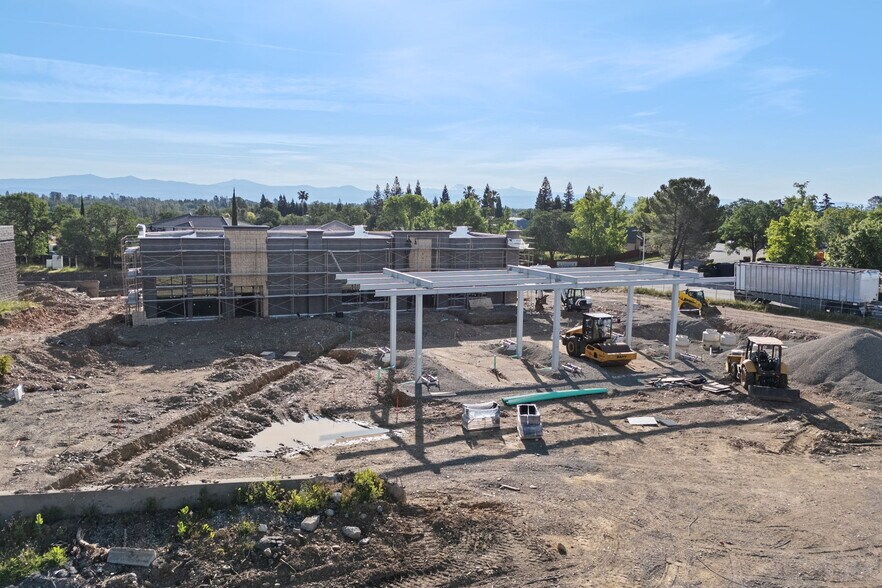 More Photos Of 1101 Twin View Blvd, Redding Service Station For Sale