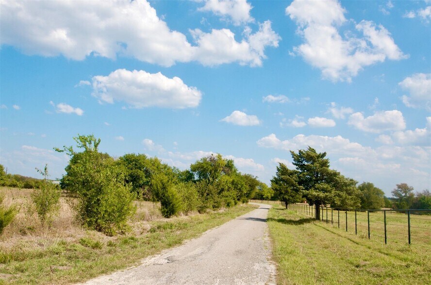 More Photos Of 0000 Reeves Road Rd, Pottsboro Land For Sale