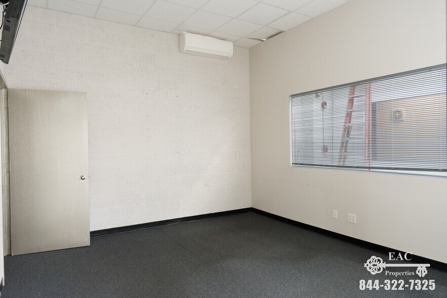 More Photos Of 482 Glenbrook Rd, Stamford Manufacturing For Lease