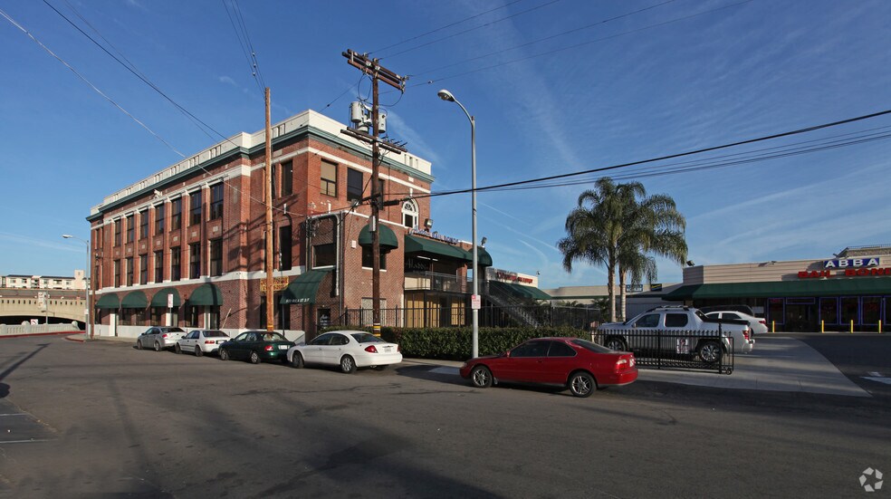 Primary Photo Of 900 Avila St, Los Angeles Storefront Retail Office For Lease