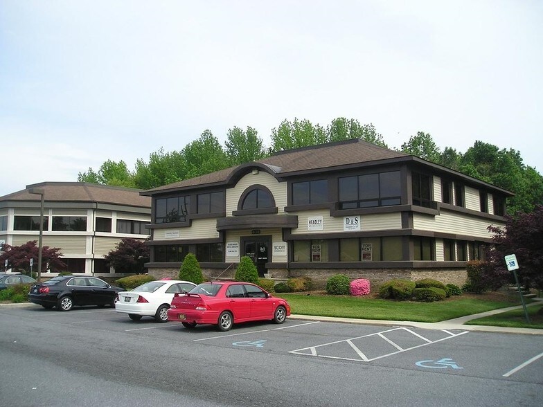 Primary Photo Of 838 Walker Sq, Dover Office For Sale
