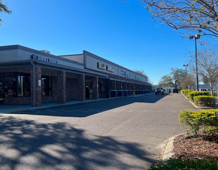 More Photos Of 2402-2502 James L Redman Pky, Plant City Unknown For Lease