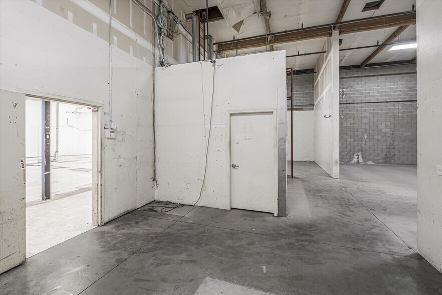 More Photos Of 3545 Soquel Dr, Soquel Auto Repair For Lease