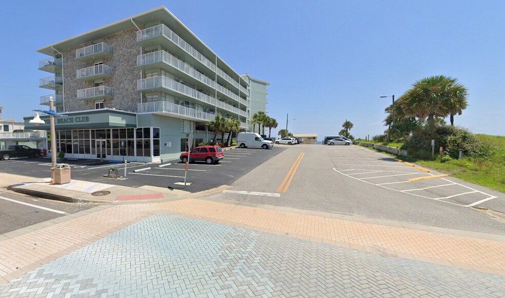 More Photos Of 800 N Atlantic Ave, Daytona Beach Hospitality For Sale