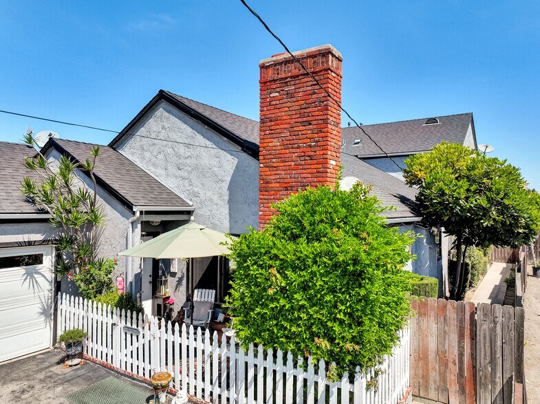More Photos Of 416 Hamilton St, Costa Mesa Apartments For Sale