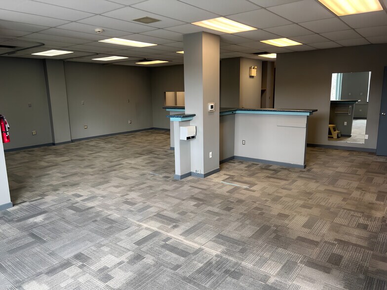 More Photos Of 10 Ewen Rd, Hamilton Medical For Lease