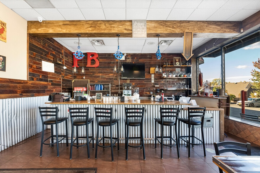 More Photos Of 4553 Arthur Kill Rd, Staten Island Freestanding For Lease