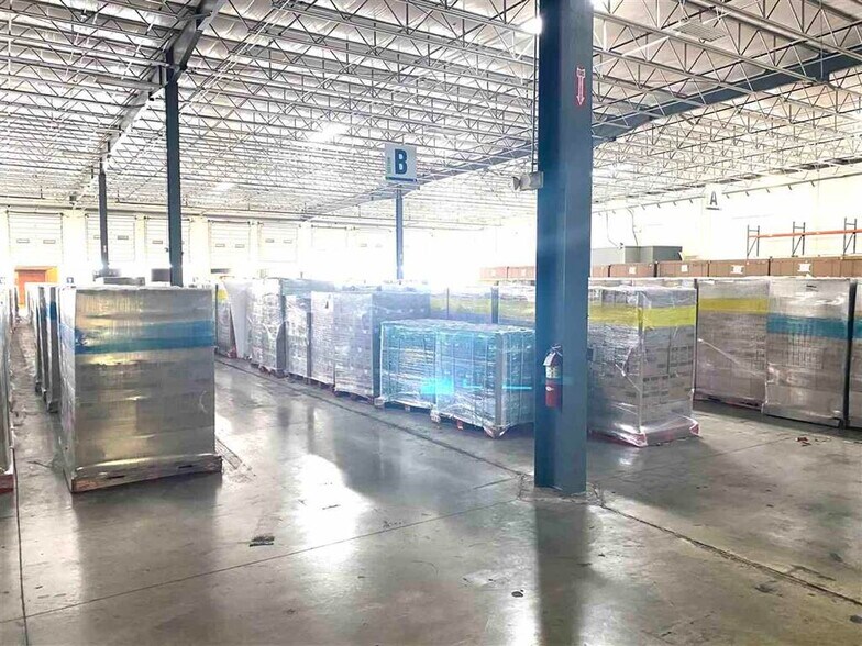 More Photos Of 405 Logistics, Laredo Industrial For Lease