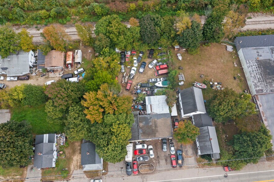 More Photos Of 334 Main St, Somersworth Auto Repair For Sale