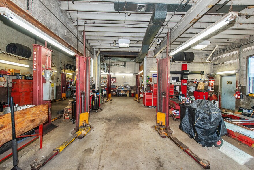 More Photos Of 209 S Maple Ave, Ridgewood Auto Repair For Sale