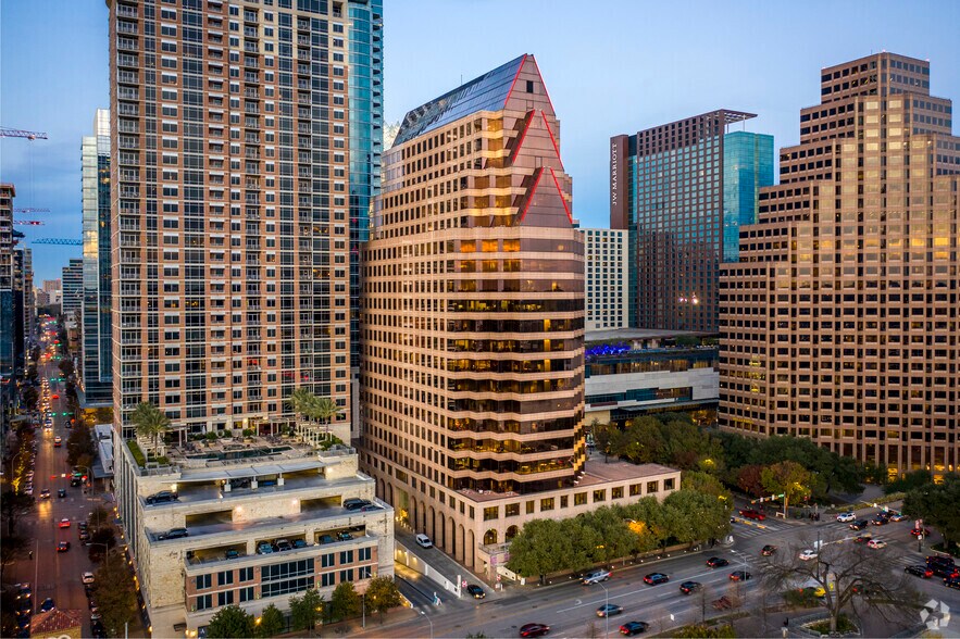 More Photos Of 100 Congress Ave, Austin Office For Lease