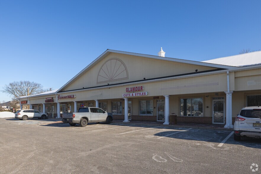 More Photos Of 621 US Highway 130, Hamilton General Retail For Sale