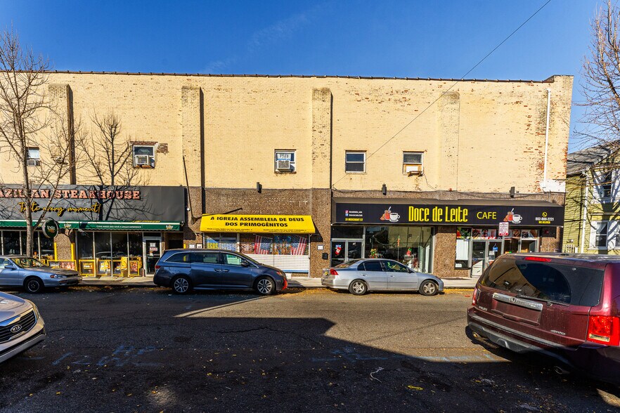 More Photos Of 31-43 Merchant St, Newark Storefront For Lease