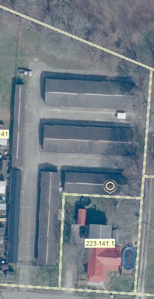 More Photos Of 148 Hamon Dr, Scott Depot Self Storage For Sale