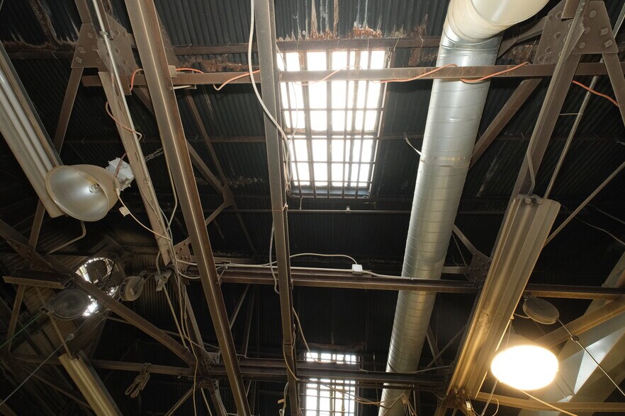 More Photos Of 154 26th St, Brooklyn Warehouse For Sale