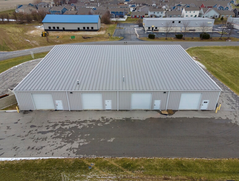 More Photos Of 1551 Amy Ln, Franklin Distribution For Lease