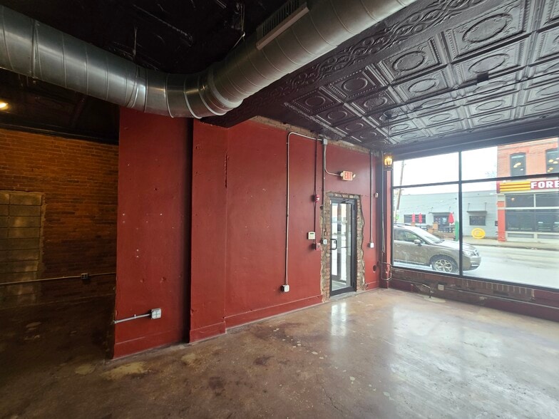 More Photos Of 4507 Lorain Ave, Cleveland Office For Lease