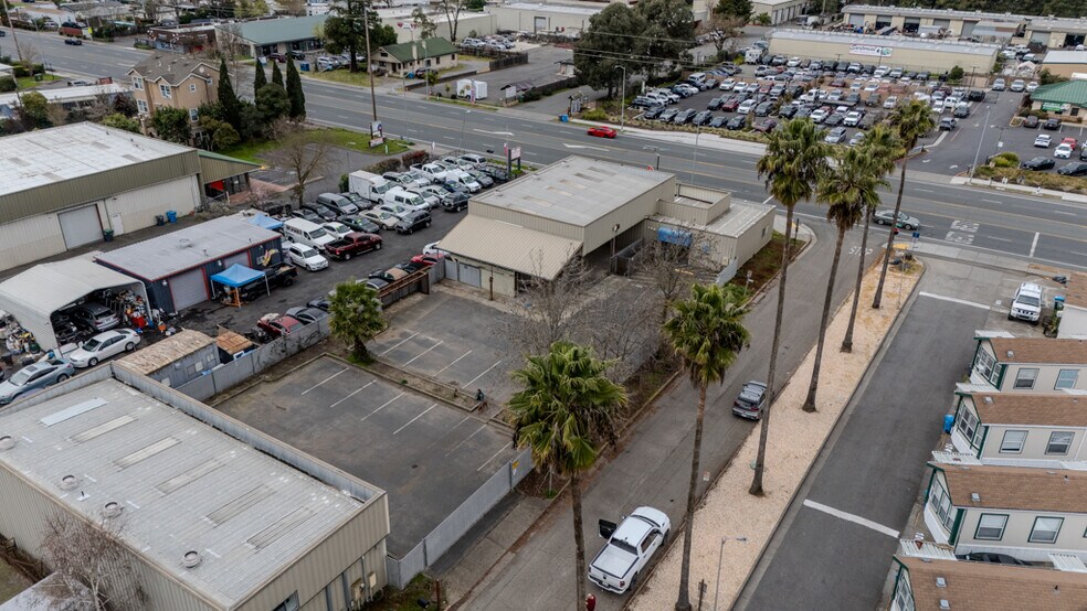 More Photos Of 3218-3220 Santa Rosa Ave, Santa Rosa Service For Lease