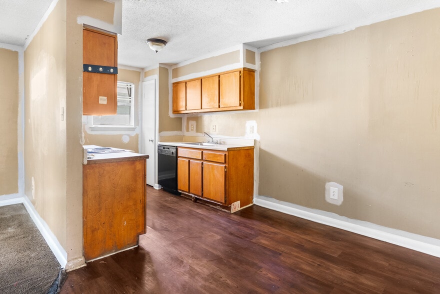 More Photos Of 1920 Florida St, Memphis Apartments For Sale