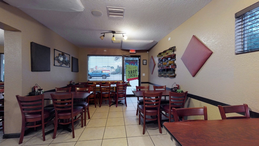 More Photos Of 9576 N Citrus Springs Blvd, Citrus Springs Restaurant For Lease