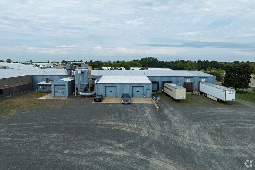 More Photos Of 1185 S Knowles Ave, New Richmond Manufacturing For Sale