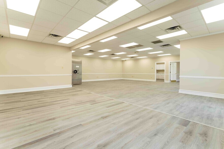 More Photos Of 5406 US 29, Blairs Bank For Lease