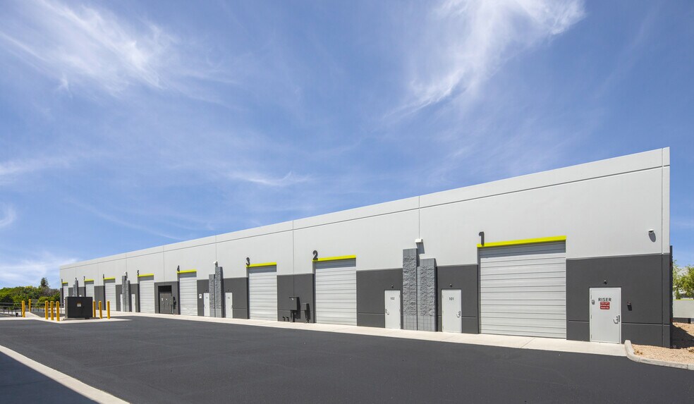 More Photos Of 4215 E McDowell Rd, Mesa Unknown For Lease