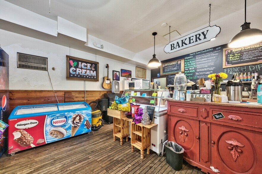 More Photos Of 290 Old Pony Express Trl, Markleeville Storefront Retail Residential For Sale