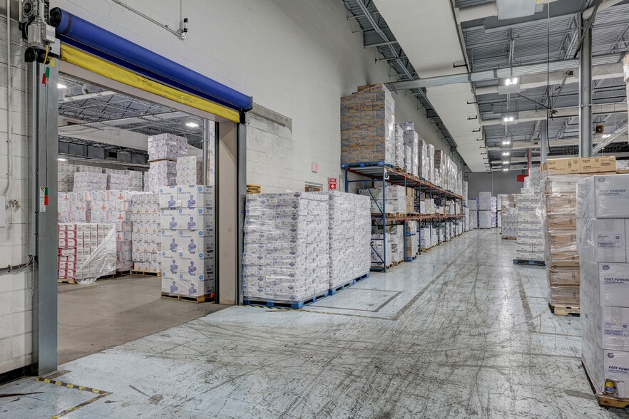 More Photos Of 225 Phillips Blvd, Ewing Flex For Sale