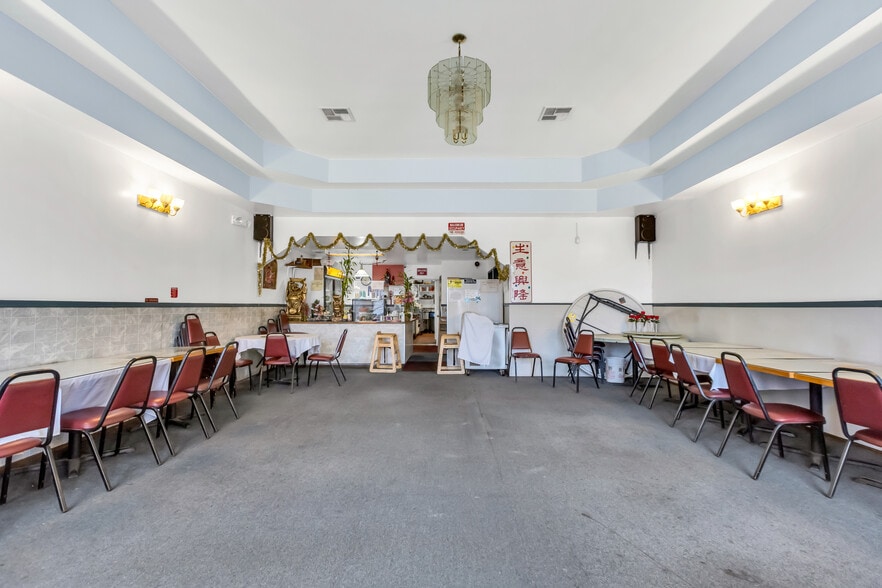 More Photos Of 3116 Stockton Blvd, Sacramento Restaurant For Sale