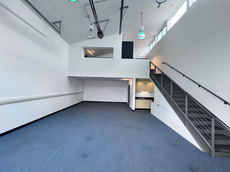More Photos Of 2332 4th St, Berkeley Warehouse For Lease