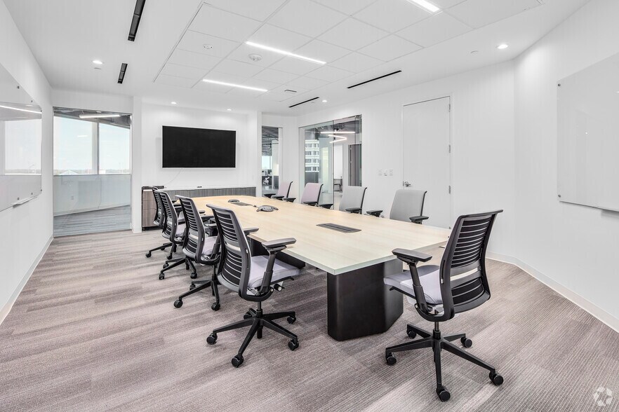 Photo of 8th Floor Ste 810