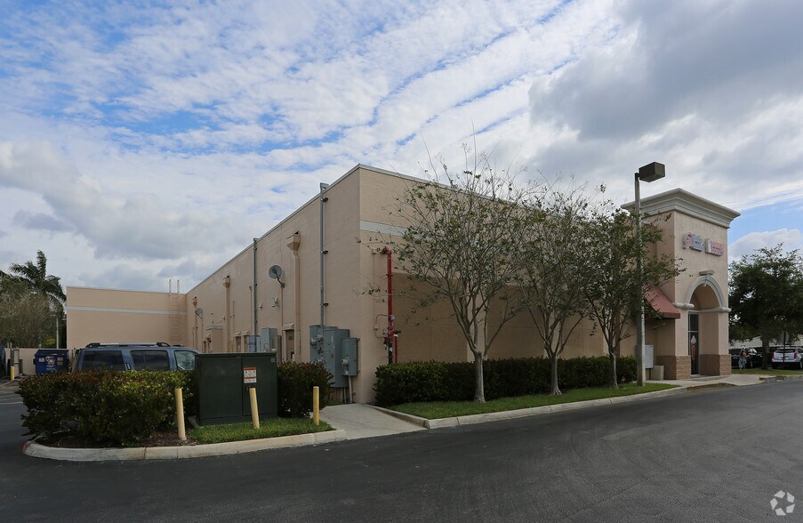 More Photos Of 4660 W Hillsboro Blvd, Coconut Creek Freestanding For Lease