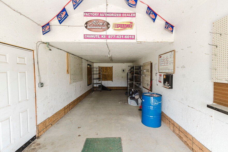More Photos Of 1663 Georgia Rd, Humboldt Specialty For Sale