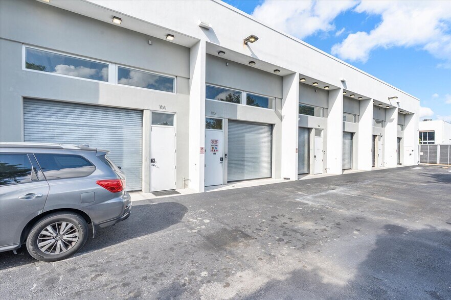 More Photos Of 64 NW 54th St, Miami Loft Creative Space For Sale