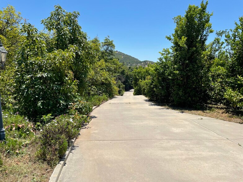More Photos Of 44952 Vista del Mar, Temecula Winery Vineyard For Sale
