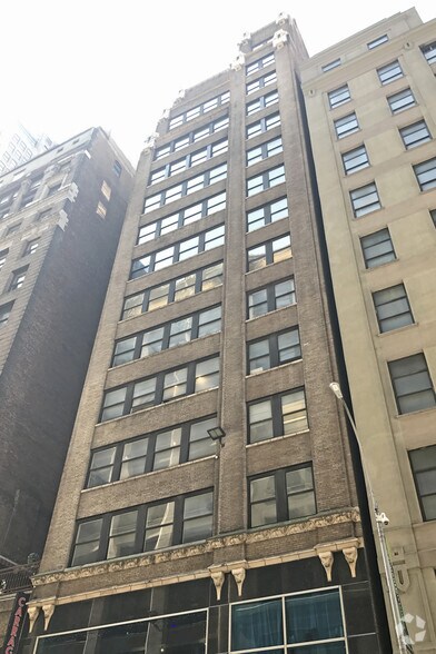 More Photos Of 230 W 39th St, New York Office For Lease