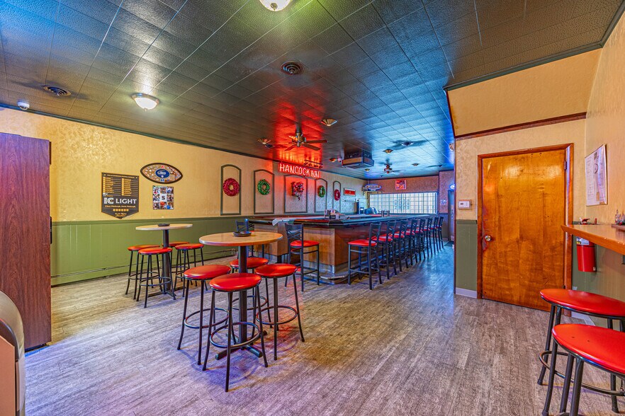 More Photos Of 614 Hancock Ave, Vandergrift General Retail For Sale