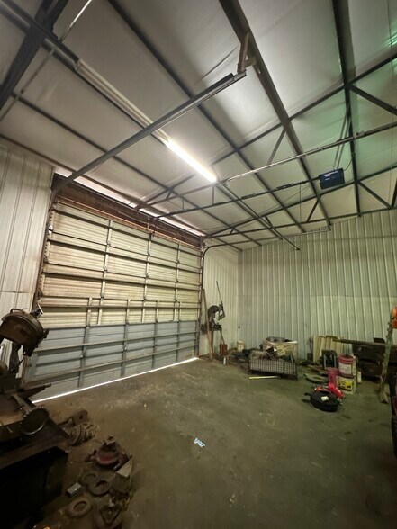 More Photos Of 22514 2930 rd, Kingfisher Industrial For Sale