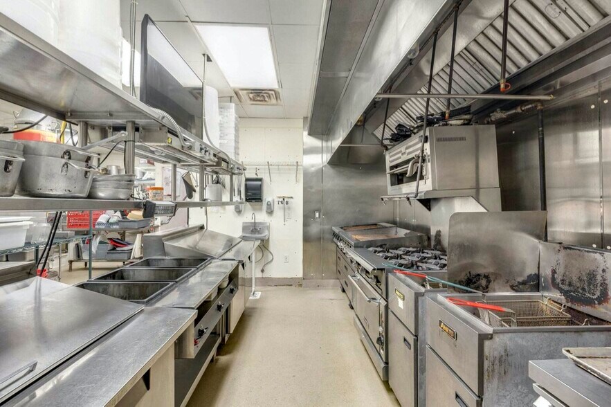 More Photos Of 1016 Woodland St, Nashville Restaurant For Lease