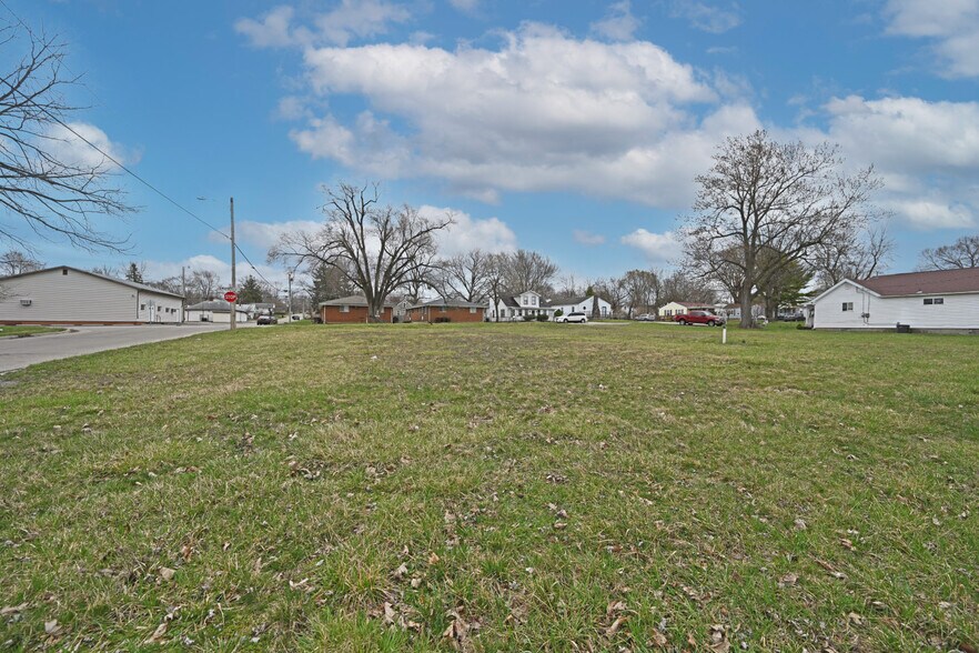 More Photos Of 1810 North Blvd, Fairborn Lodge Meeting Hall For Sale